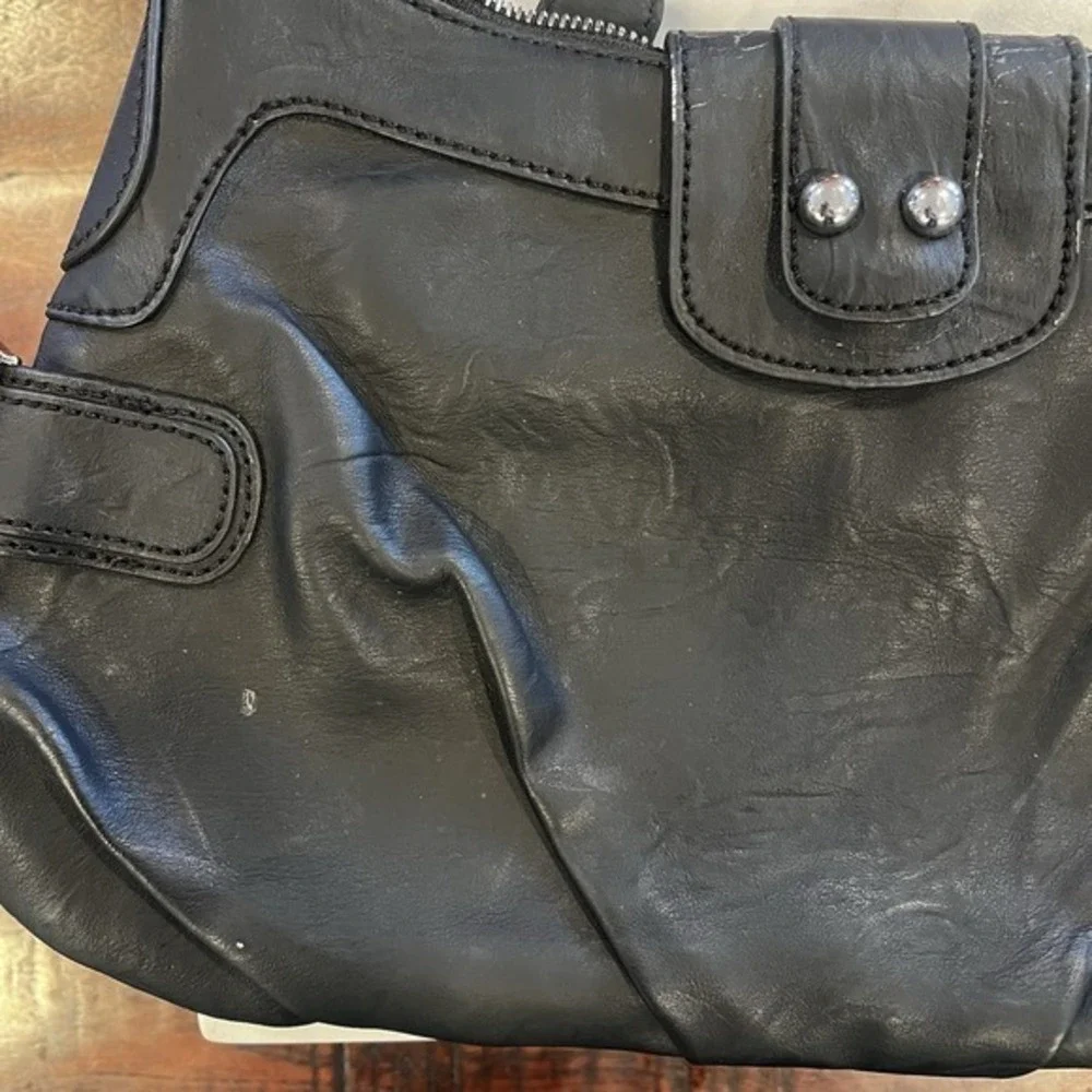 GUESS Black Leather‎ Shoulder Bag Y2K Silver Hardware Zip Hobo Purse